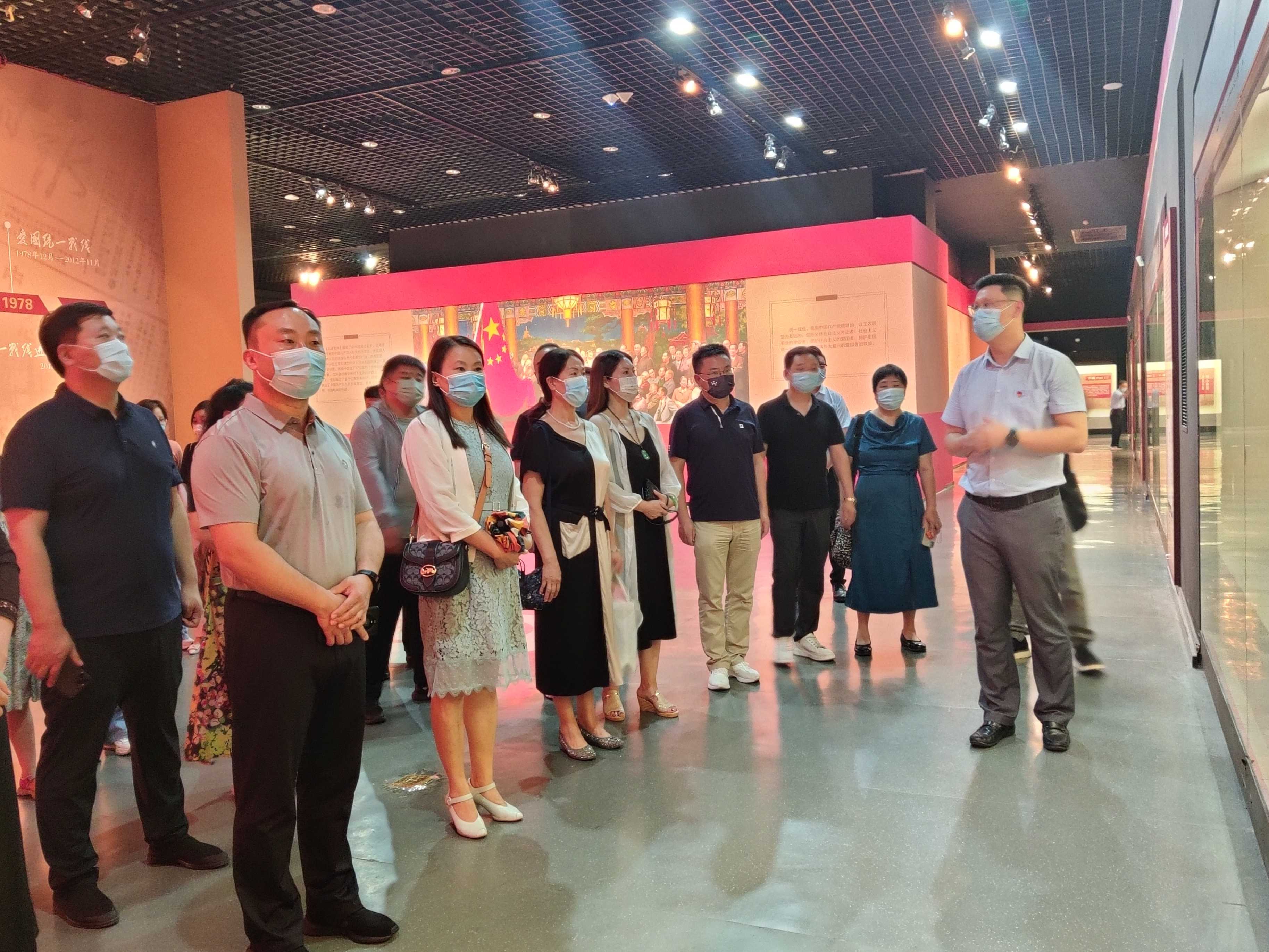 1658496710658049.jpg 1658496710658049.jpg